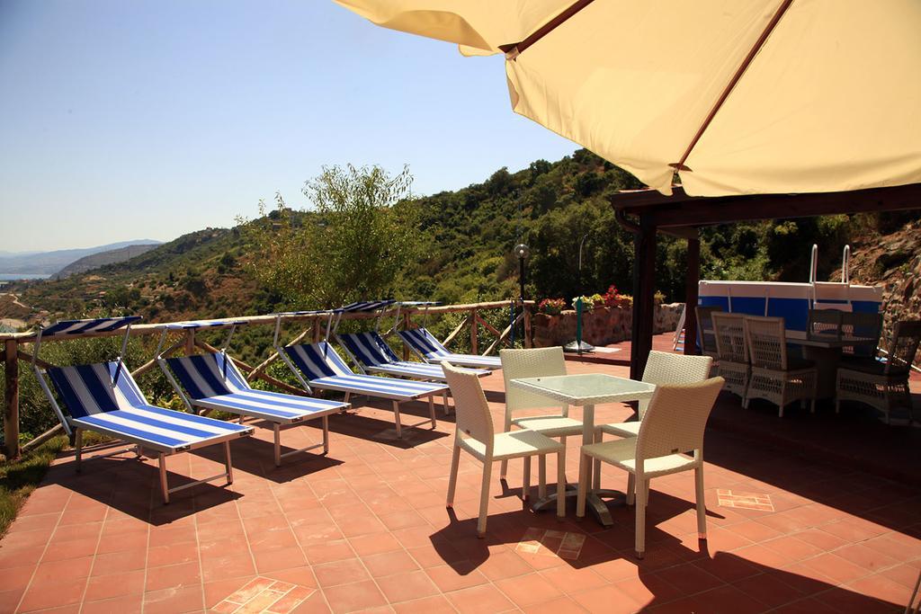 Casa Verde Mare Castel di Tusa Luaran gambar