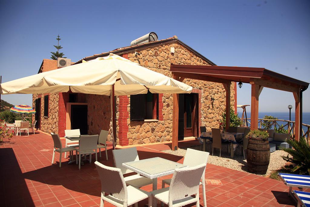 Casa Verde Mare Castel di Tusa Luaran gambar